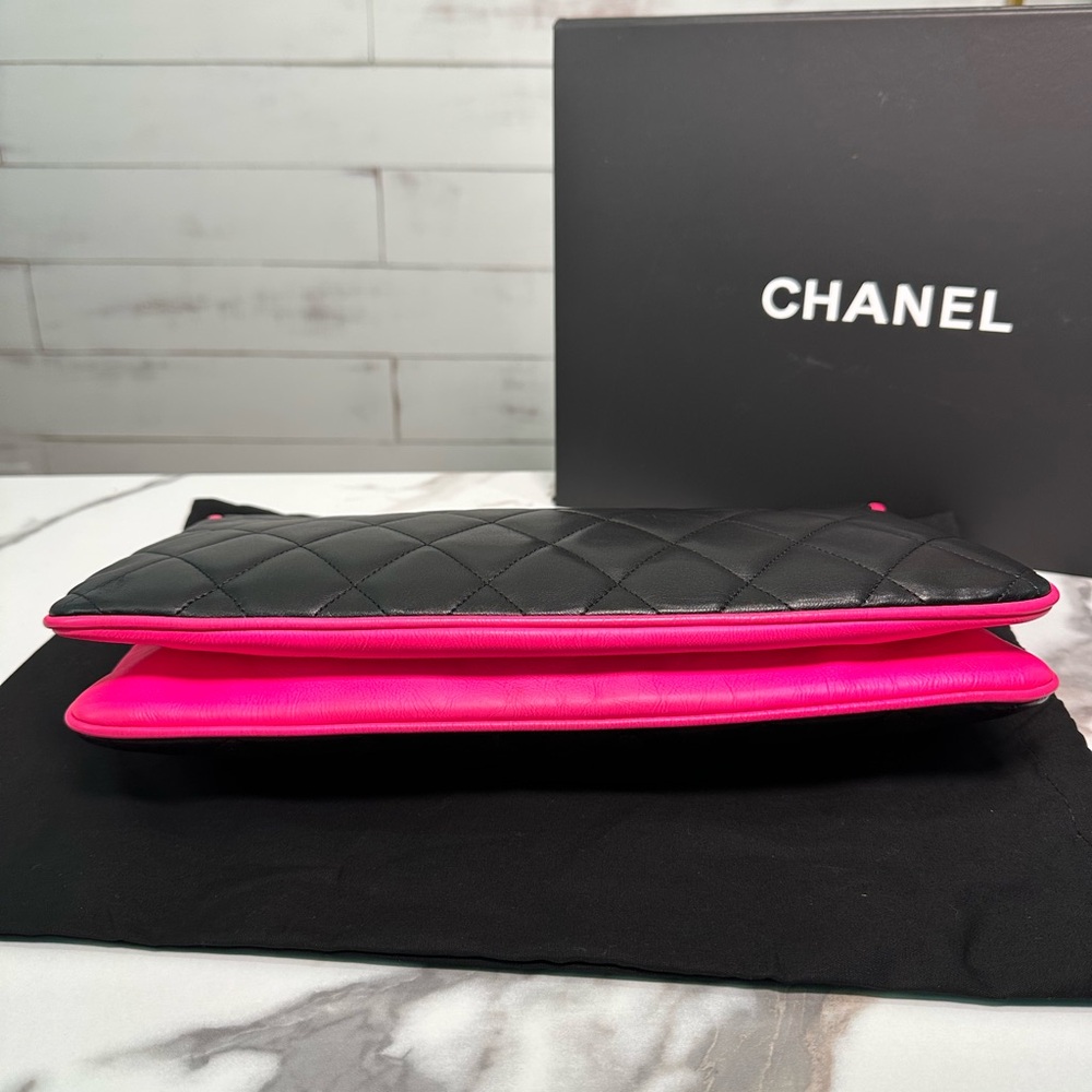 SOLD โโโโCHANEL RARE Large 2008 Cruise Collection Flap Bag ๐ - Picture 6 of 14